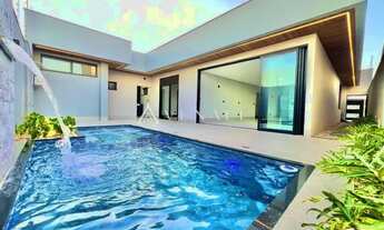 Imagem 2: Casa à venda em Maringá, Jardim Higienópolis, com 4 suítes, com 230 m²