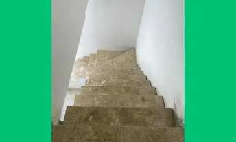 Imagem 4: CASA EM VILLAGE 3 SUITES -VARANDA E 2 VAGAS - ABRANTES