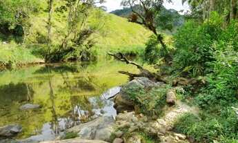 Imagem: Lindo Sítio na Toca da Onça - Lumiar RJ