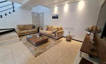 Imagem 3: Linda casa ampla com 3 suítes, sendo 1 master com banheira, quintal espaçoso no João Paulo