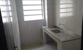 Imagem 5: Apartamento próximo do Centro todo reformado com sala, quarto, cozinha, banheiro e área