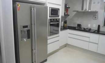 Imagem 3: Casa para venda possui 245 metros quadrados com 4 quartos em Jardim Europa - Imperatriz