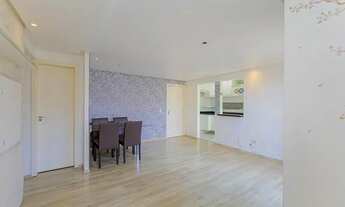 Imagem 2: Apartamento com 2 quartos à venda por R$ 590.000,00 Bairro Água Verde - Curitiba - PR