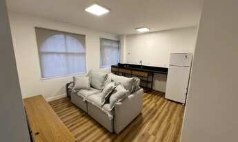 Imagem 2: Alugo apartamento recém reformado em frente à UNIVALI