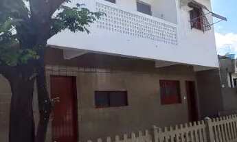 Imagem 2: Casa duplex 3qtos 2wcs 1vg port. aut. peq. quintal de frente há 3 min. shopp. pátteo