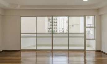 Imagem 2: Apartamento com 4 dormitórios