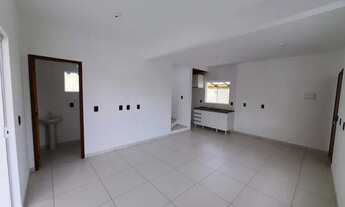 Imagem 6: Casa para aluguel anual com 3 dormitórios, sendo uma suíte no Campeche-Florianópolis/SC