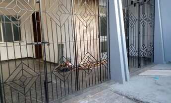 Imagem 3: Casa Térreo 3/4, sendo um suíte,sala de estar ampla,copa cozinha ampla,área de serviço c