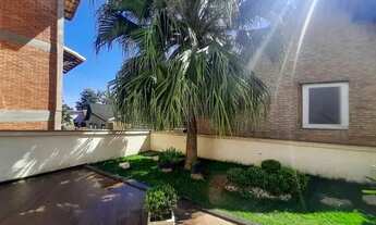 Imagem 3: Casa para venda possui 258 metros quadrados com 4 quartos em Serra D'Água - Juiz de F