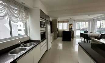 Imagem 3: Locação anual - Apartamento mobiliado com 3 suítes e 2 vagas - Balneário Camboriú