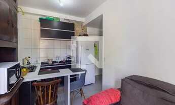 Imagem 3: Apartamento para Aluguel - Jardim Éster Yolanda, 2 Quartos, 40 m2