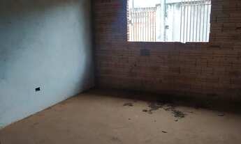 Imagem 2: Vendo ou troco casa de esquina em Arapongas