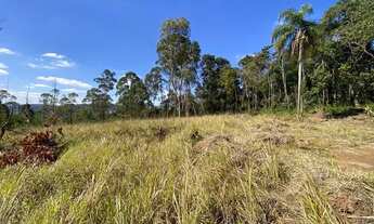 Imagem 2: Terrenos com platot