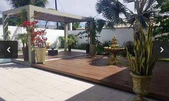 Imagem 7: Casa de condomínio para venda tem 417 metros quadrados com 4 quartos