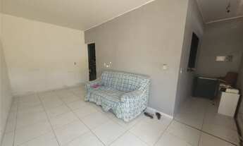 Imagem 5: Casa na Santa Lucia imóvel com 2/4, cozinha, varanda, wc social, Sala e 1 garagem para 1