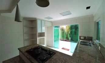 Imagem 7: Sobrado com 3 dormitórios, 1 suíte, 2 vagas cobertas à venda, 188 m² por R$ 700.000 - Par