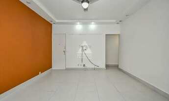 Imagem 4: Apartamento no Flamengo original 3, sendo um deles foi integrado ao outro quarto para faze