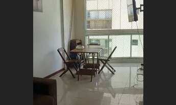 Imagem 4: Apartamento para aluguel montado e mobiliado possui 75 metros quadrados com 2 quartos