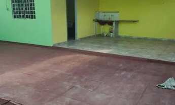 Imagem 5: Casa de Esquina na Av. Principal do Jardim dos Estados 03 Quartos Amplos