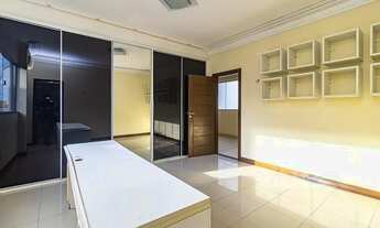 Imagem 3: Casa de 3 pavimentos à venda..R$ 1.400 k