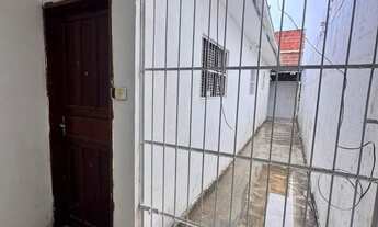 Imagem 6: REPASSE DE CASA! no Geisel! Ótimo localização! Parcela baixa!!