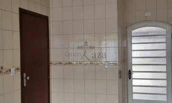 Imagem 5: Oportunidade - Casa - Conjunto Residencial Trinta e Um de Março - 3 Dormitórios - 93m²