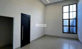 Imagem 2: Casa residencial com 3 quartos sendo 1 suíte disponível para venda no bairro Aclimação em