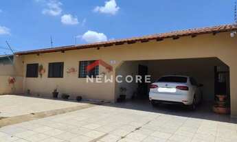 Imagem 2: Casa em Rua Sertanópolis - Lindóia - Londrina/PR