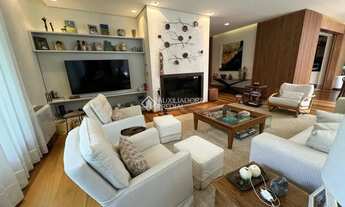 Imagem 3: Casa no condomínio Reserva da Serra com 3 quartos 3 suítes e 3 vagas à venda em Canela