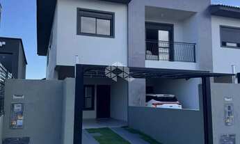 Imagem 4: CASA GEMINADA À VENDA NO CAMPECHE EM FLORIANÓPOLIS COM 3 DORMITÓRIOS, CHURRASQUEIRA E ÁREA