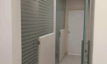 Imagem 2: Sala comercial à venda no Comércio, bem distribuída em 6 ambientes, com 41,95m² de área út