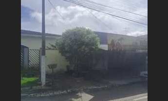 Imagem 3: Casa com sala comercial área total 720mt