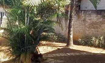 Imagem 2: Casa para venda com 102 metros quadrados com 3 quartos em Setor Barra da Tijuca - Goiânia