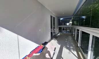 Imagem 5: Seu lar dos sonhos está aqui! Apartamento à venda na Tijuca, na Rua Araújo Pena, com varan