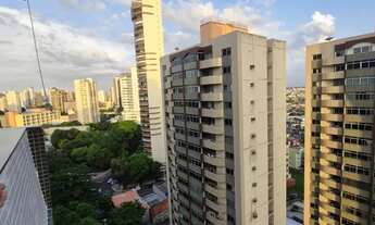 Imagem 2: Edifício Valdir Acatauassu Nunes Ao Lado da Praça Batista Campos- Nascente total Andar A
