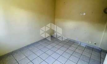 Imagem 3: Kitnet a venda na Praia Grande, bairro ocian, com 1 quarto e 1 banheiro