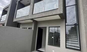 Imagem 2: Sobrado para Venda em Curitiba, Pinheirinho, 2 dormitórios, 1 banheiro, 1 vaga