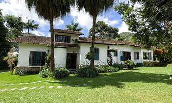 Imagem: CASA COM 4 QUARTOS E TERRENO COM 2700M²