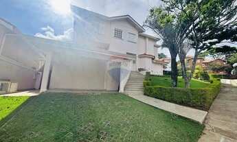 Imagem 2: Casa com 4 suítes para Locação na Granja Viana