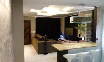 Imagem 7: Casa em Itapema, com área gourmet e mesa de bilhar