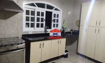 Imagem 7: Casa com 3 dormitórios à venda, 331 m² por R$ 650.000,00 - San Ressore - Cotia/SP