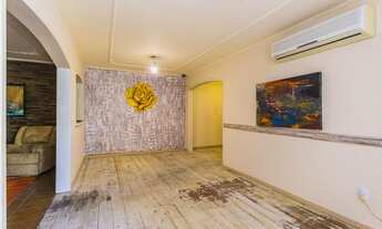 Imagem 5: Casa com 299 metros quadrados com 4 quartos