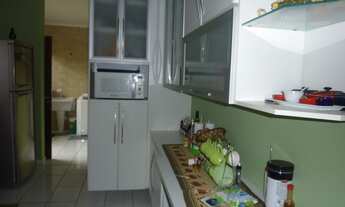 Imagem 5: HL-155 Casa com 4 suítes e área de lazer completa