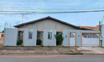 Imagem: Linda casa de Esquina Bairro Agenor de Carvalho