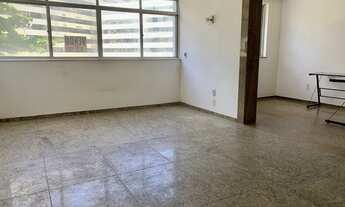 Imagem 2: Apartamento para venda possui 200 metros quadrados com 4 quartos em Ondina - Salvador - BA