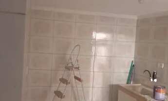 Imagem: Casa 2 cômodos Jd roda de frança R$600.00