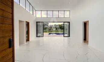 Imagem 3: Casa nova e térrea com 4 suítes