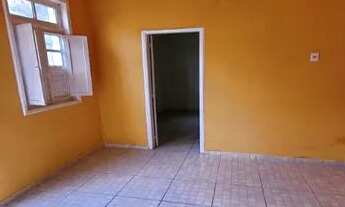 Imagem: Rocha Miranda Casa (Diamantes junto praça)