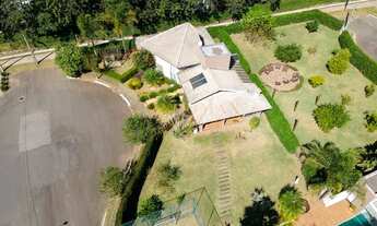 Imagem 3: Casa de condomínio térrea para venda tem 1260 metros quadrados com 3 quartos