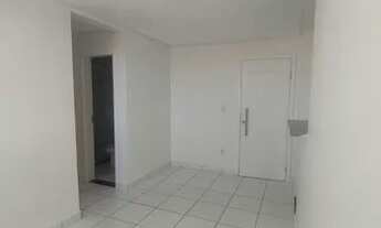 Imagem 3: Apartamento Reformado com 2 Quartos (sendo 1 suíte) no Centro de Lauro de Freitas